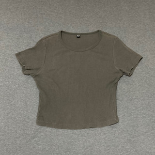 Uniqlo 短版水洗灰色上衣，短袖M