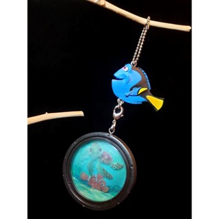 BOX-C ： 多莉 DORY 海底總動員 圓窗景 吊飾 扭蛋 2004 YUJIN PIXAR 富貴玩具店