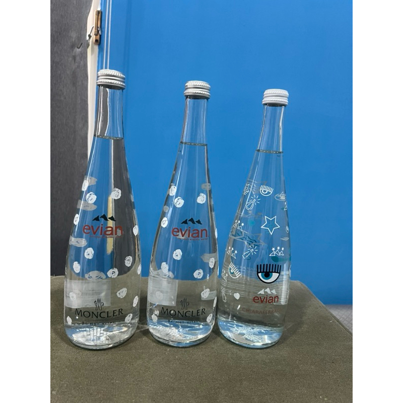 2018 / 2021-evian 限量版紀念瓶