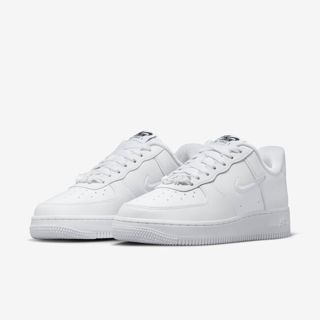 S.G NIKE Wmns Air Force 1 07 SE FB8251-100 白 全白 小勾勾 休閒 女鞋