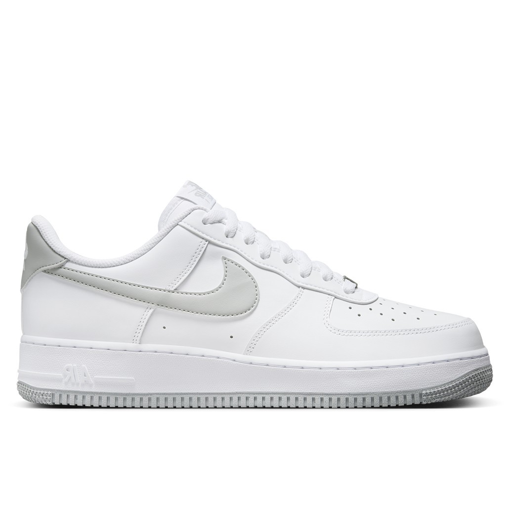 NIKE AIR FORCE 1 '07 LIGHT SMOKE GREY 白灰【A-KAY0】【FJ4146-100】