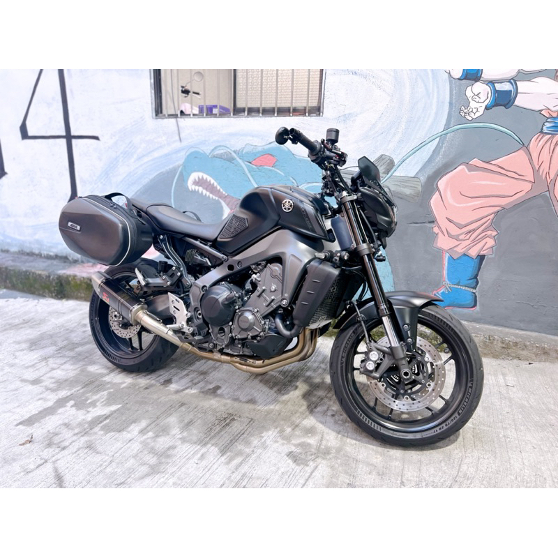 YAMAHA MT09公司車