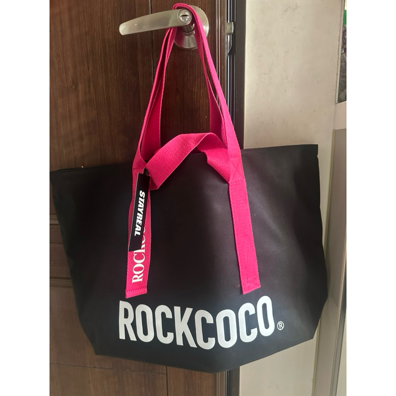 Rockcoco全新大型肩背包（包含一件Rockcoco全新襯衫