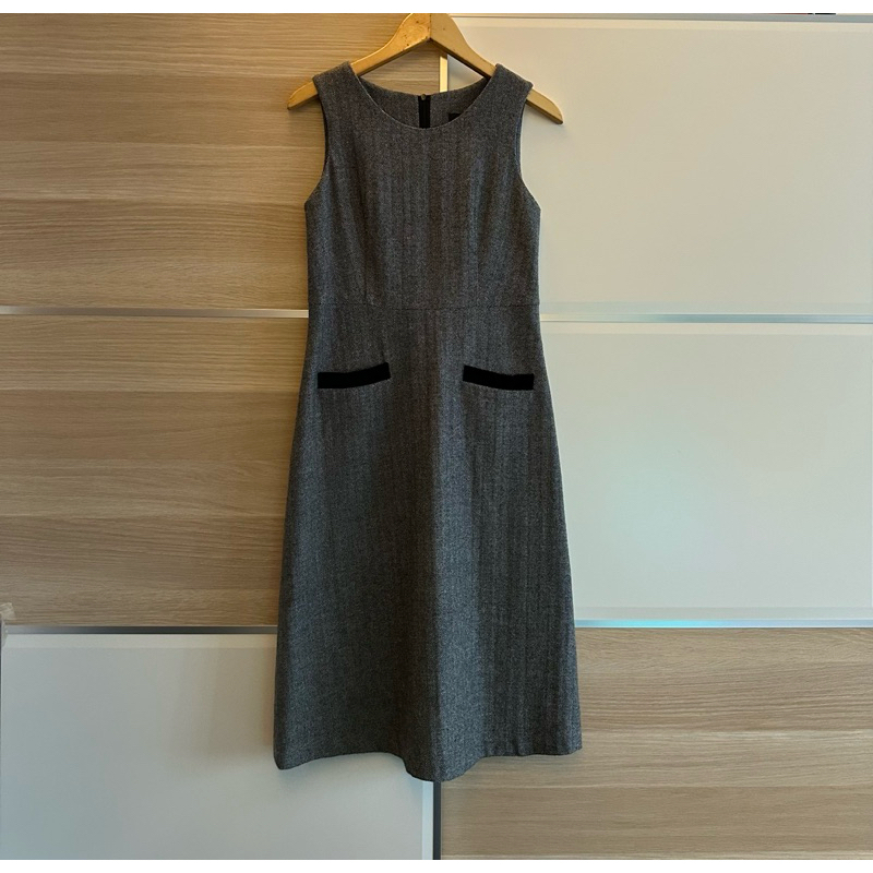 Vif 專櫃灰色氣質洋裝 （ 1 S M 專櫃 百貨公司 品牌 名牌 設計師 灰色 毛呢 無袖 洋裝 長裙 口袋