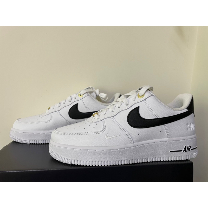 Nike AIR FORCE 1 經典白黑40週年款