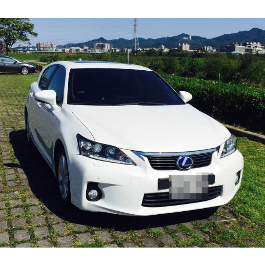 2011 lexus Ct200h 頂級Navi版 天窗版  中古車 二手車 代步車 轎車