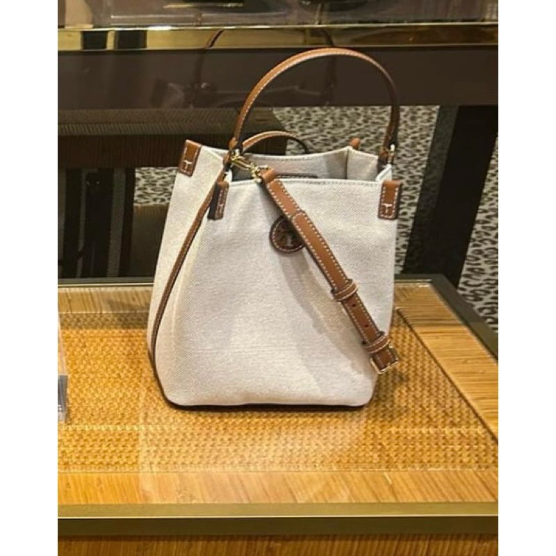 (Tory Burch) Blake 水桶包- 米白色-全新未使用