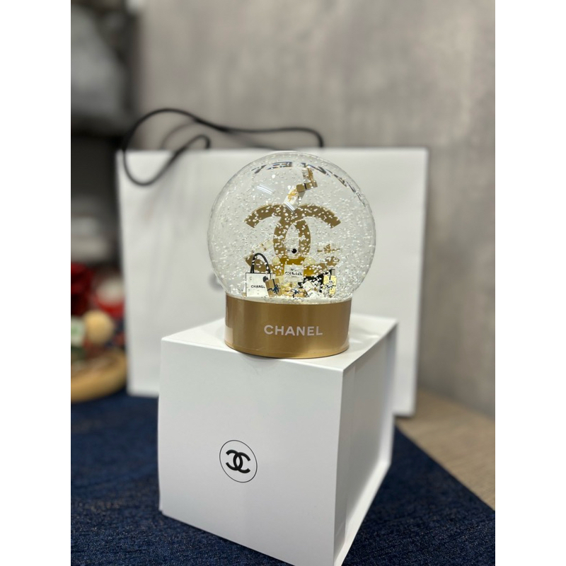 🐰現貨 Chanel VIP水晶球 2023年聖誕節限定 水晶球 擺飾 Chanel