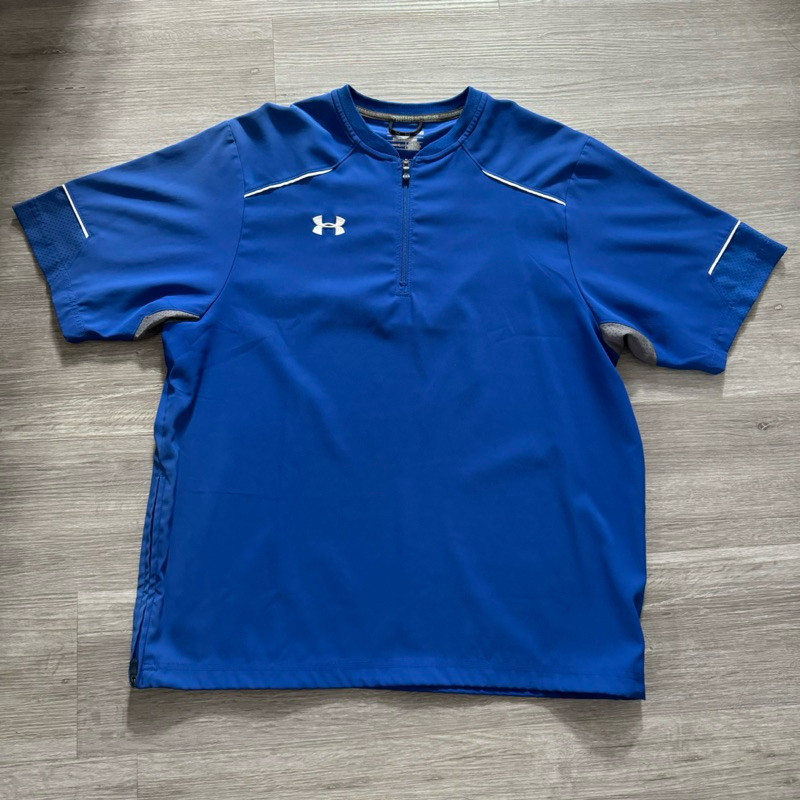 日本購入 UA Under Armour 刺繡版logo 寶藍色短袖風衣