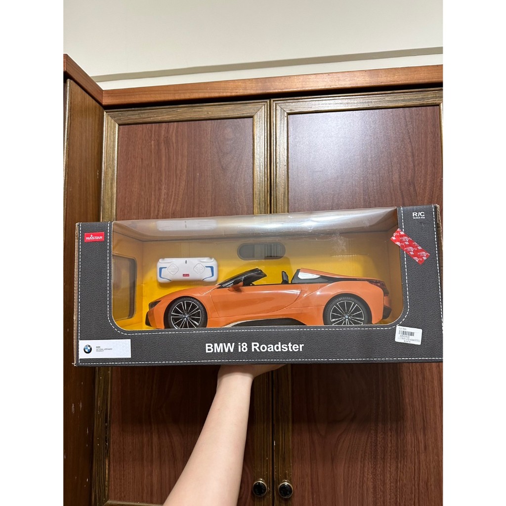 RASTAR星輝1:12 BMW i8 Roadster 遙控車