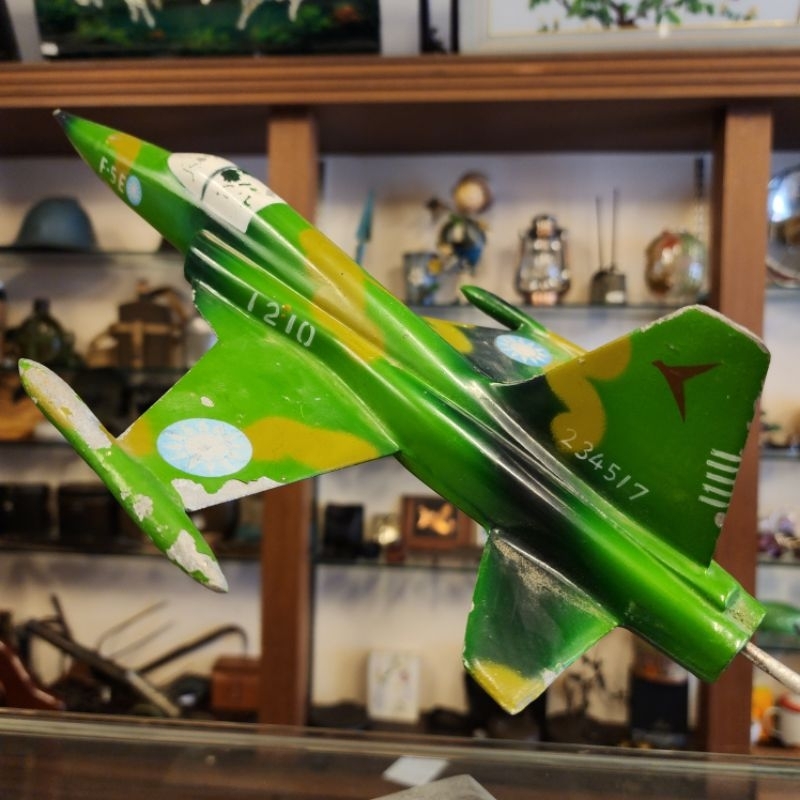 ⧔ 榮香閣舊物傢俬 ⧕ 國軍F-5E戰機模型