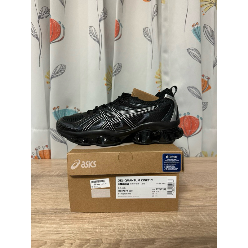 Asics gel-quantum kinetic 黑色us9.5 全新（勿直接下單