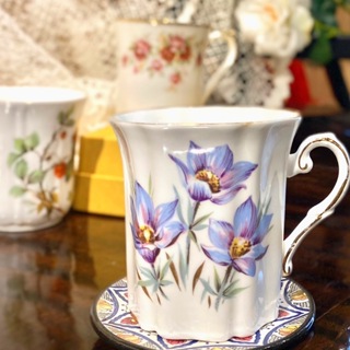 英國皇家格拉夫頓Royal Grafton 番紅花​​骨瓷馬克杯☕✨金色鑲邊鍍金 咖啡杯 骨瓷茶具 骨瓷杯 午茶組
