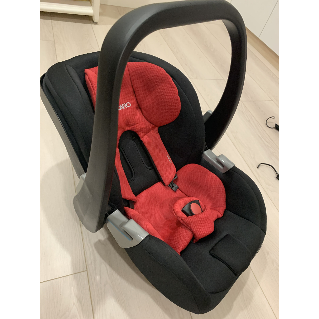 8成新【RECARO】Privia Evo- -新生兒提籃(Racing Red經典紅) 含轉接器+遮陽罩