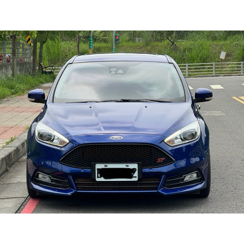 FORD FOCUS 1.5T 頂級運動型