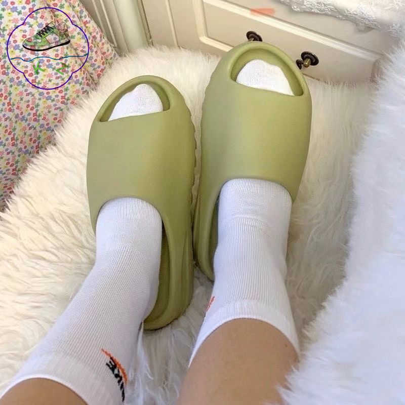 韓國代購  Adidas Yeezy Slide  椰子拖鞋  戶外拖鞋 浴室涼拖 懶人拖  骨白FW6345 黑磨砂