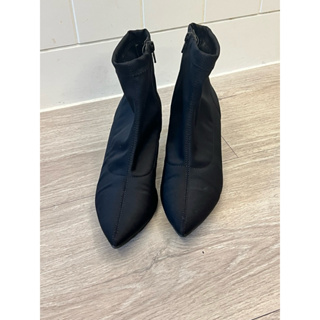 二手*H&M 防水布材質 尖頭踝靴 L(24.5cm)