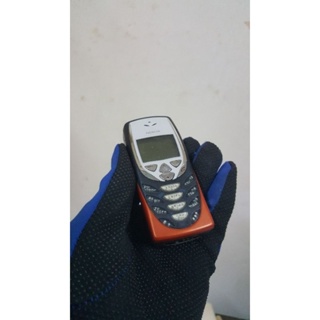 功能正常Nokia 8310經典收藏手機背蓋沒有電池