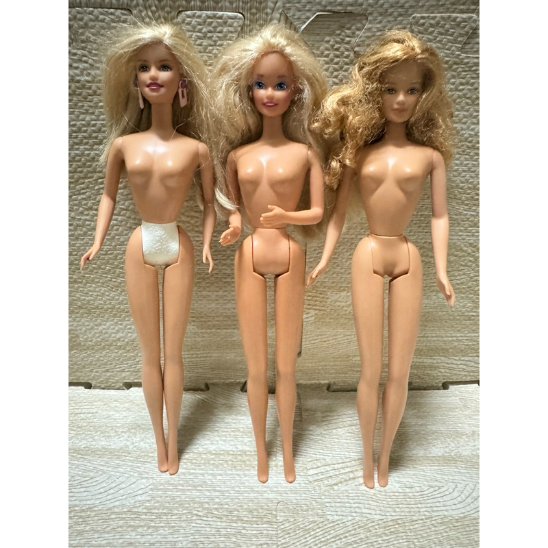 二手玩具 芭比裸娃組 （久放，不拆售，有點黏黏的，有些瑕疵，介意者勿購買）