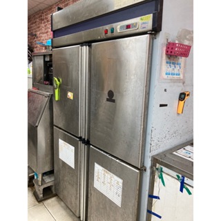 營業用白鐵四門冷凍冷藏櫃(220V)(二手)