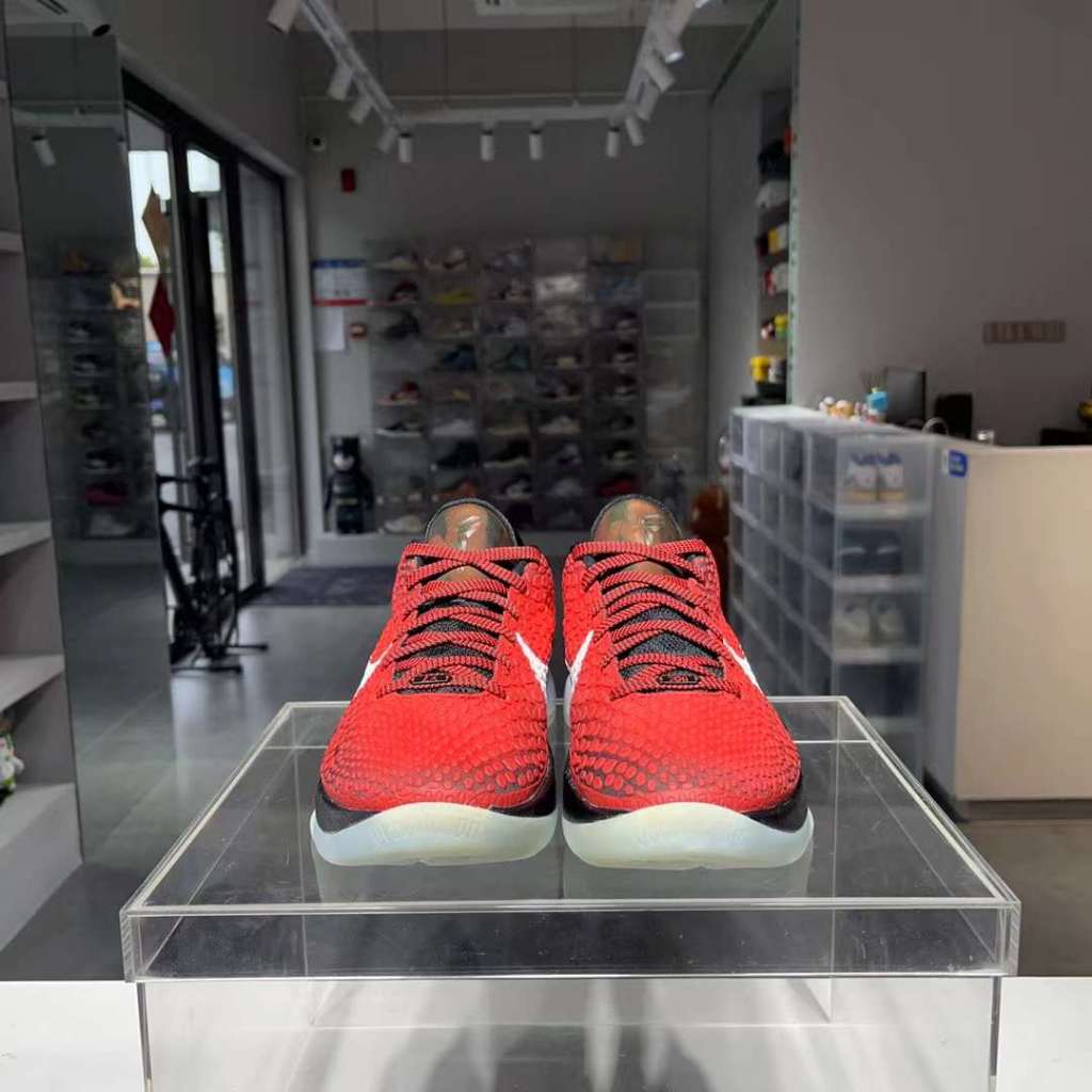 《二手寄賣》Nike Kobe 6 全明星 US8.5 有原盒 穿一次
