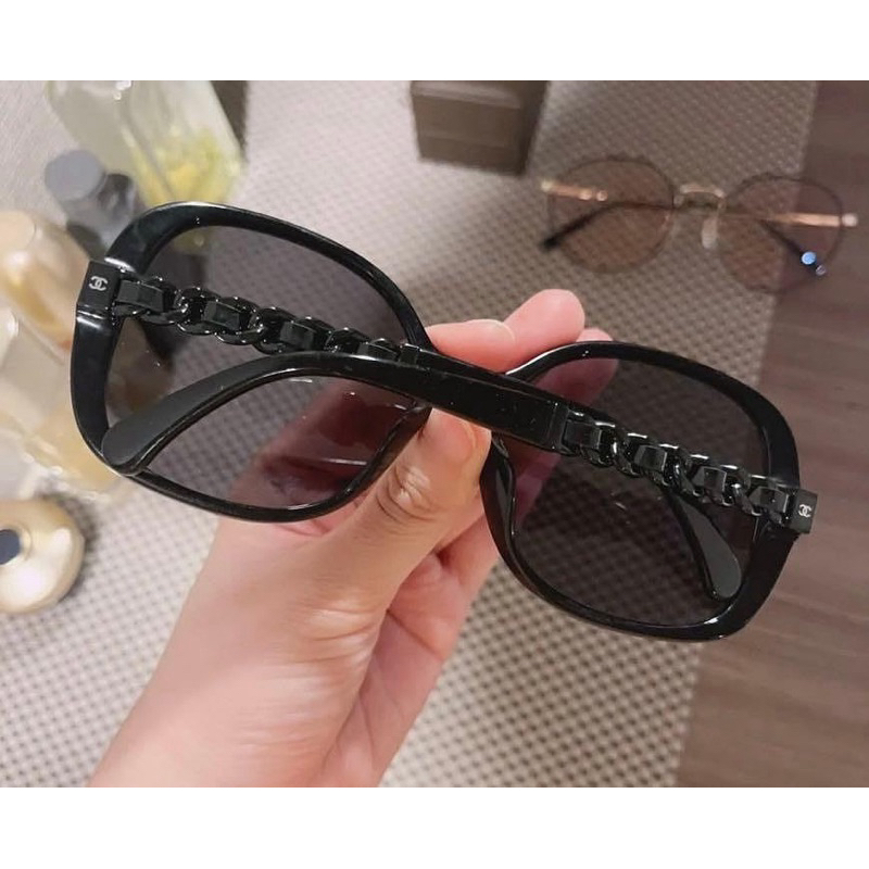 Chanel 香奈兒 CH5470Q SO BLACK系列 黑色膠框鏈條款 太陽眼鏡 墨鏡