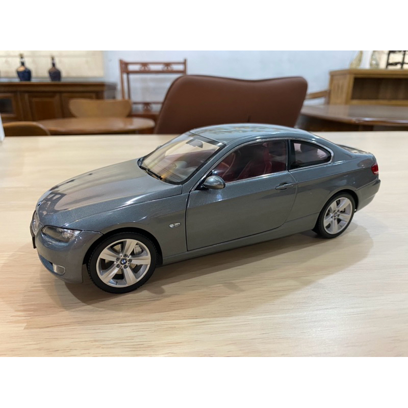 🚗不務正業汽車小舖🚗「免運」🔥BMW原廠精品Kyosho 1/18 BMW 3 series coupe(e92)🔥