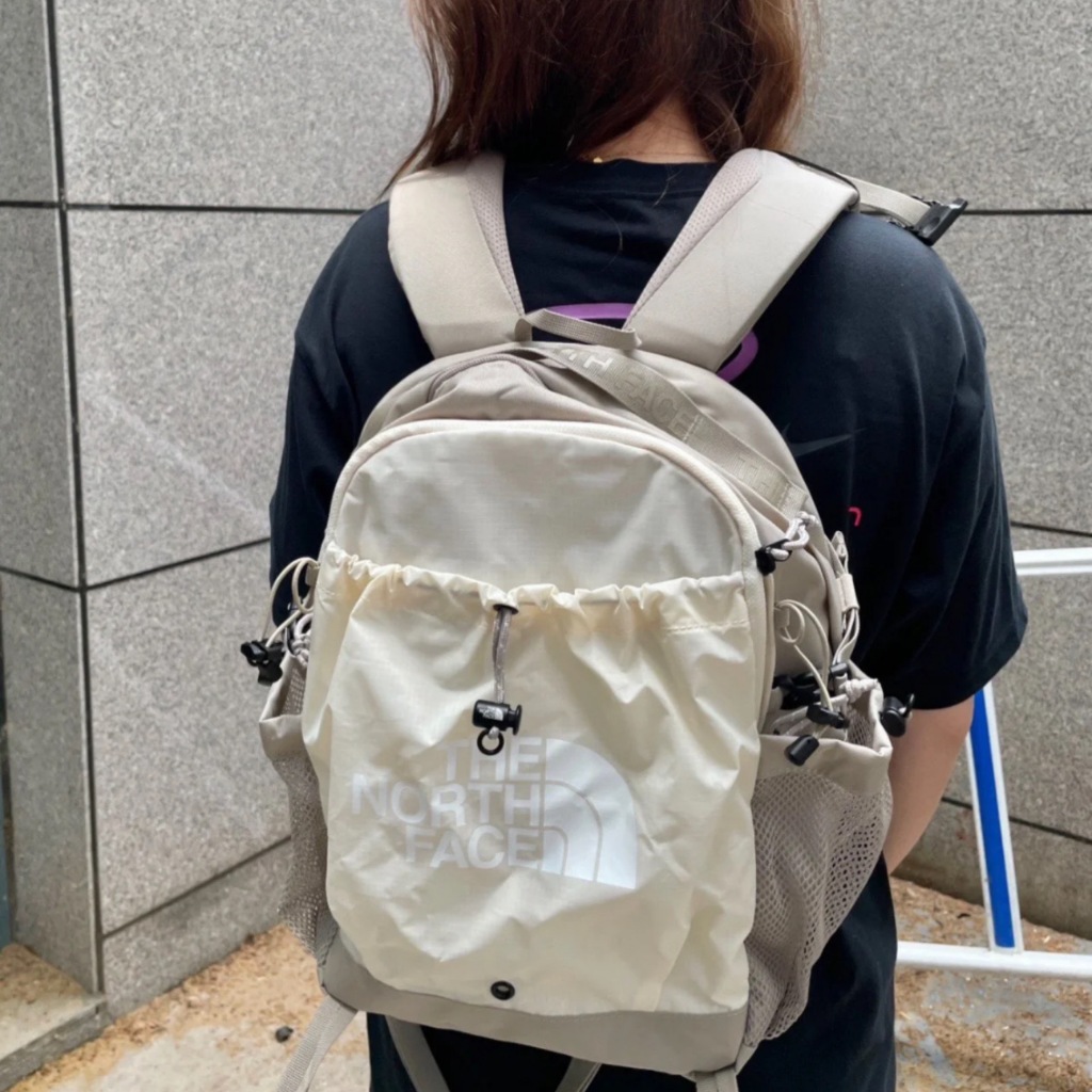 【台現】韓國 TΗΕ NORTH FΑCΕ 大容量後背包 登山背包 防水 多夾層 大學生書包 旅行出國後背包 兒童書包