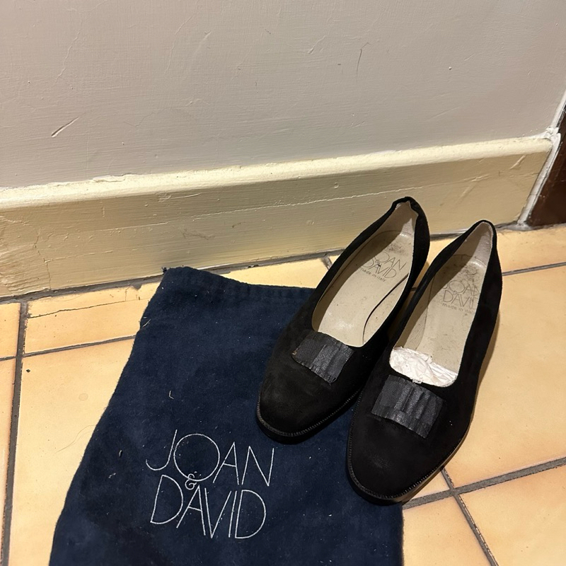 全新瑕疵轉售 百貨專櫃美國精品Joan&amp;David 義大利手工鞋🇮🇹 黑色經典麂皮跟鞋 6.5m