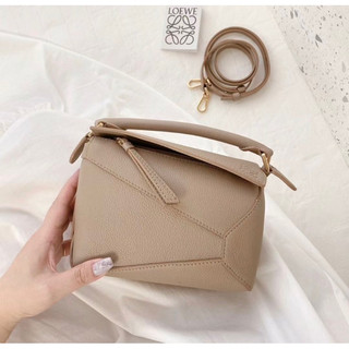 ［預購］Lins英國代購 LOEWE Mini Puzzle soft grained 荔枝牛皮 迷你斜挎包