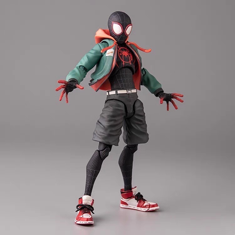 可動模型 平行宇宙 蜘蛛人 邁爾斯 公仔 模型 手辦 人偶 玩具 漫威 日版 港版