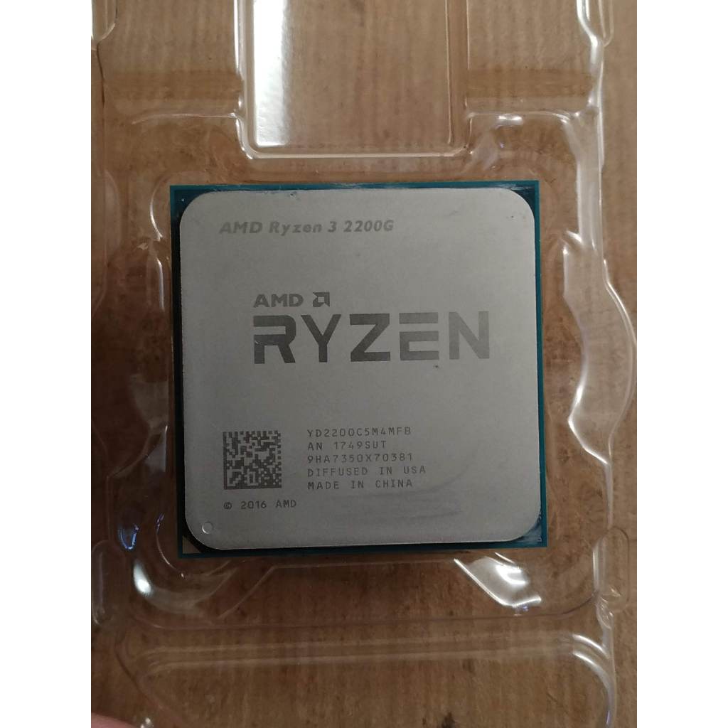 AMD Ryzen 3 2200G 3.5GHz 四核心處理器 APU