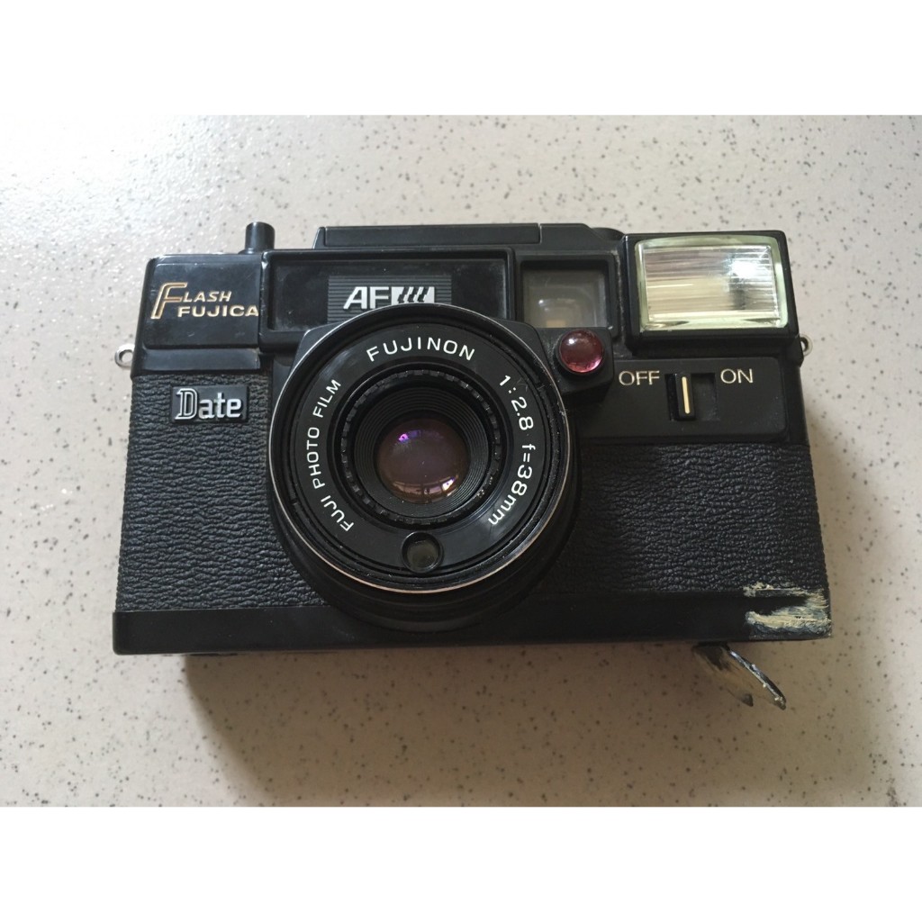 ．私人好貨．二手．箱05．相機．早期 缺件 未測試 無電池【Fujica Flash AF Date 底片】中古 零件機