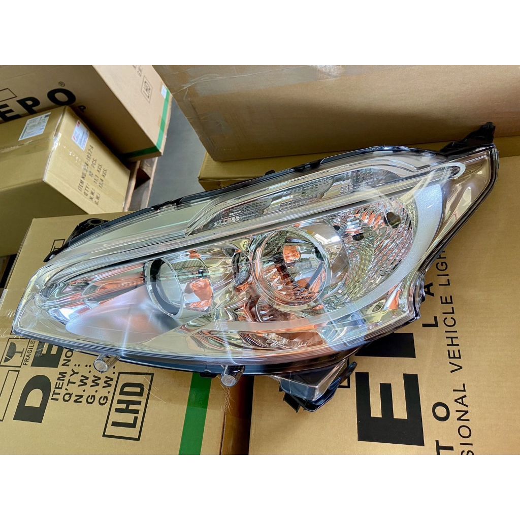 &lt;台灣之光&gt;全新 Peugeot 寶獅 208 13 14 15年原廠樣式 LED晝行燈鹵素魚眼投射 晶鑽 頭燈 大燈