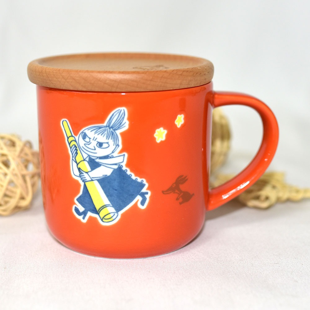 MOOMIN 嚕嚕米 小不點亞美 磁器馬克杯 木質杯蓋杯墊 正版日本製 350ml ym846