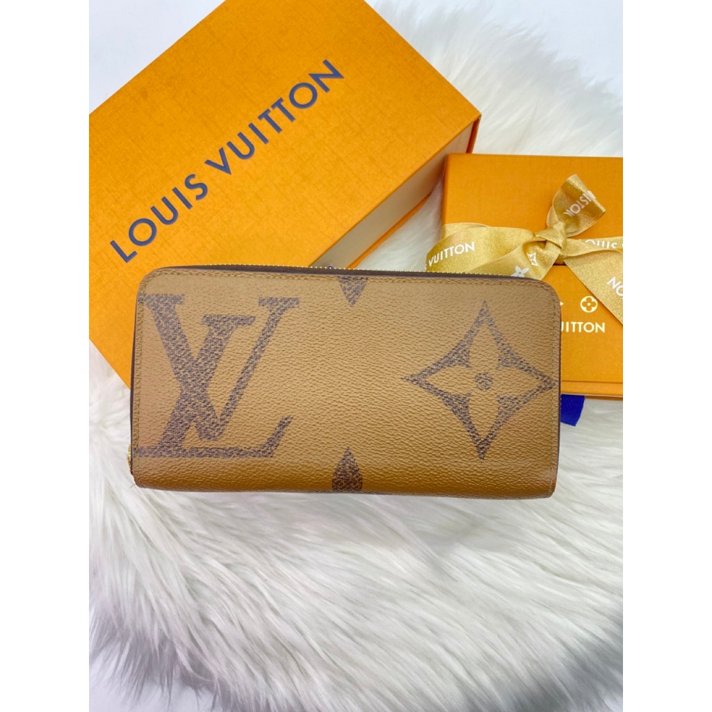 【哈極品】美品《 Louis Vuitton LV 焦糖色 LV大字紋拉鍊長夾/皮夾》