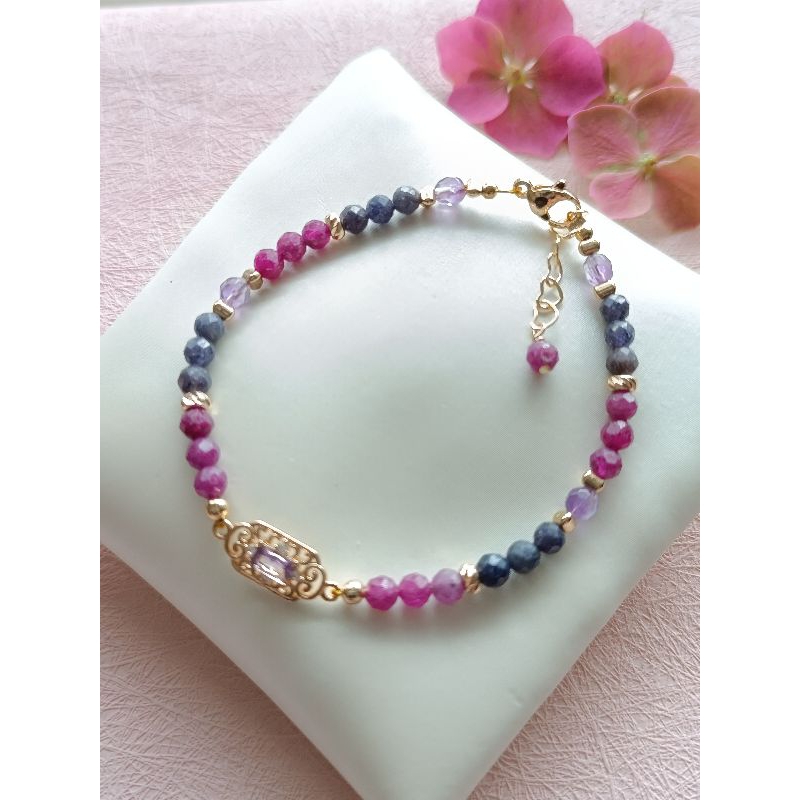 紫鋯石鑲鑽搭紅寶石藍寶石鑽切設計款手鍊