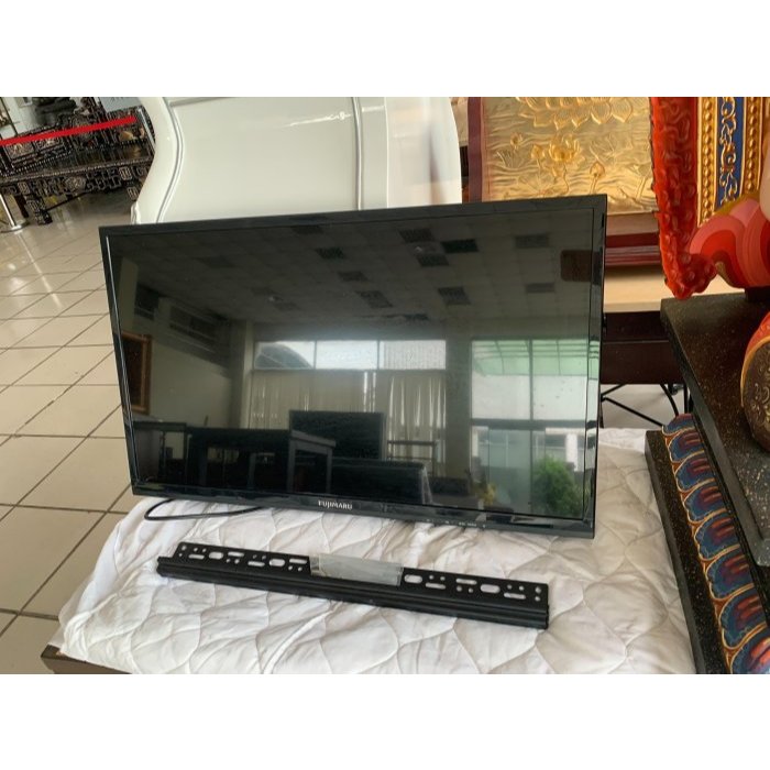 桃園國際二手貨中心---{Fujimaru 32-F3DD6} 32吋液晶電視 壁掛式電視