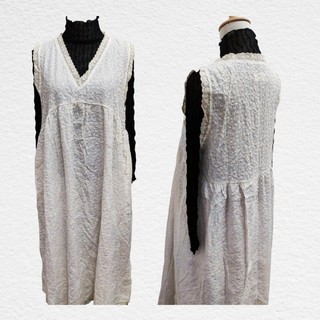 《現貨》森林系疊穿刺繡背心裙 SenLing 森靈日系服飾