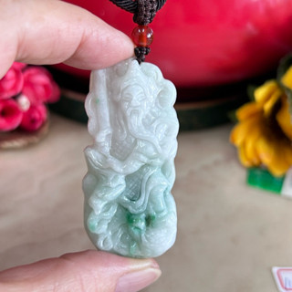 臺灣現貨 天然翡翠A貨，帶陽綠 白底青 玄天上帝、上帝爺 上帝爺公，帶紫羅蘭 緬甸玉雕刻墜、項鍊，附棉繩，三彩