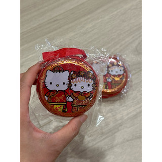 全新hello kitty零錢包 凱蒂貓 中式婚禮 圓形鐵殼零錢包 kitty