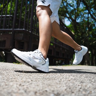 Diadora 迪亞多納 慢跑鞋 復古運動鞋 運動時尚休閒鞋 復古 男款 530 Legend DA73328 白色