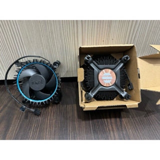 intel原廠風扇 1700腳位，散熱膏全新