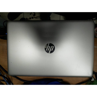 HP-15-TPN-C135 /i5-8250u/15.6"/8G/240g/MX110-二手良品（N018)