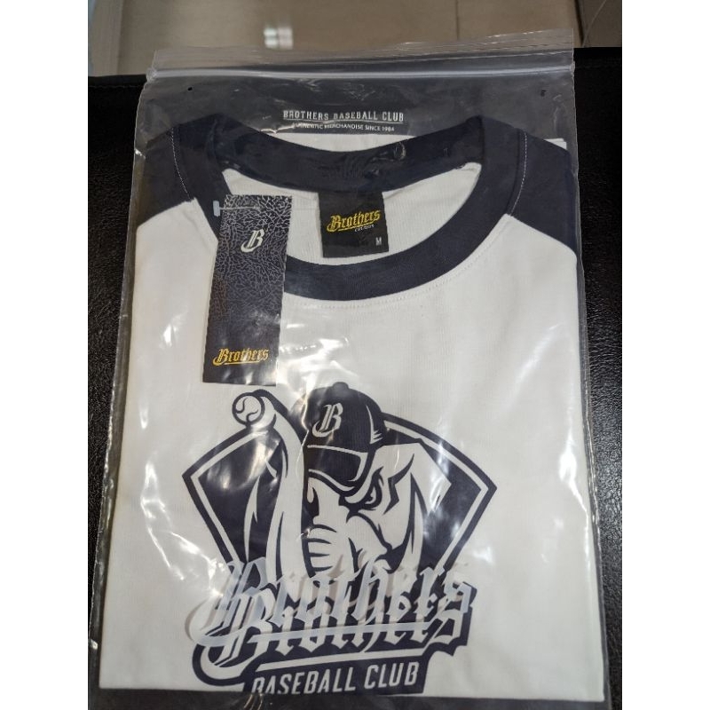 中信兄弟 全新  聯名 T Shirt