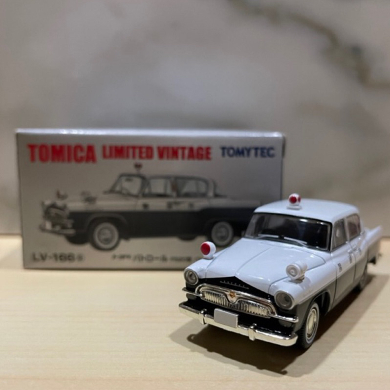 Tomica Tomytec TLV-166a Toyota Patrol FS20 警車