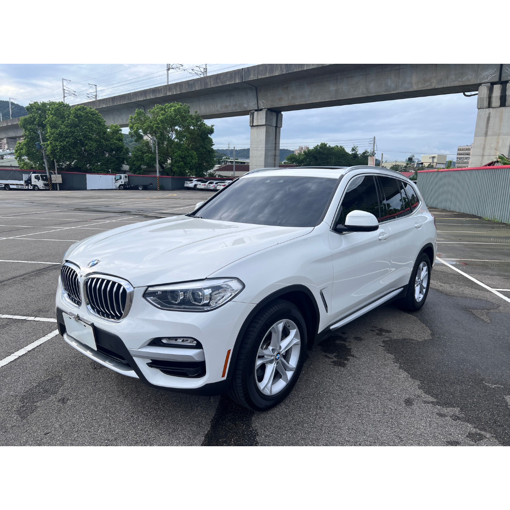 129w 2019 G01型 BMW X3 sDrive30i  2.0 汽油 白