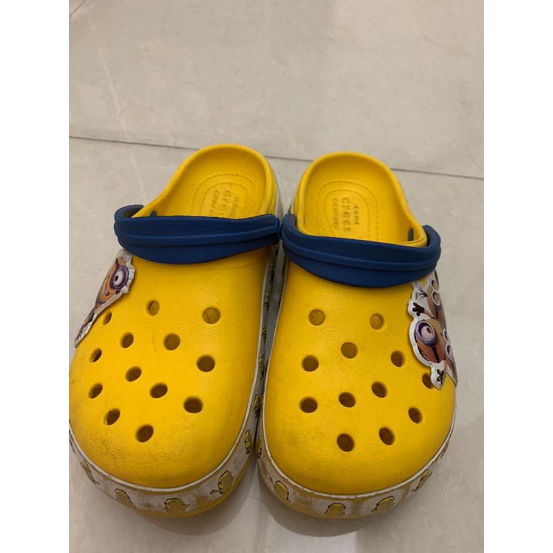 二手Crocs 小小兵洞洞鞋（尺寸C13）