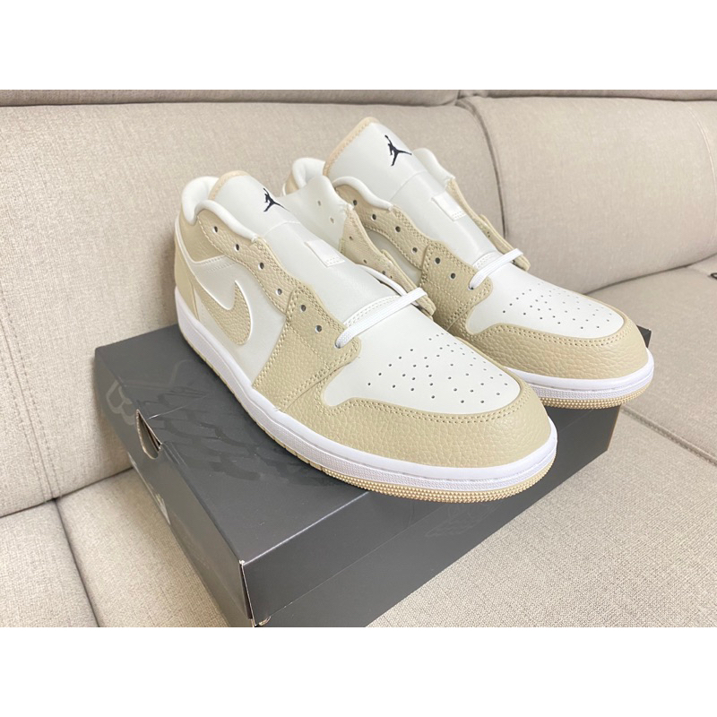 《全新》AIR JORDAN 1 LOW SE (US12)