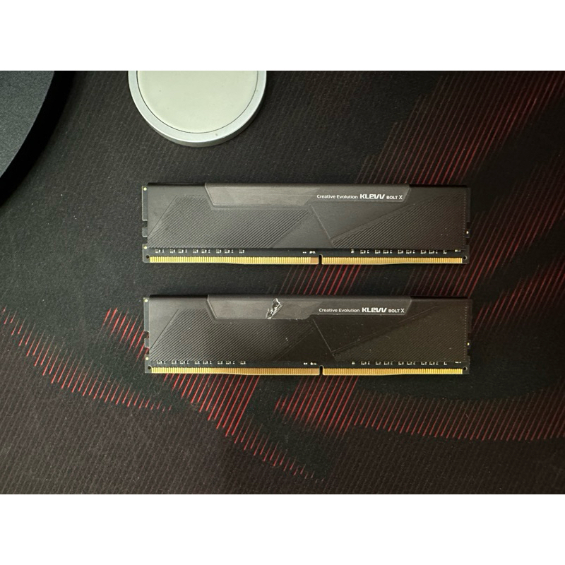 ［二手］桌上型記憶體 KLEVV(科賦) BOLT X 16GB(雙通8GB*2) DDR4 3200